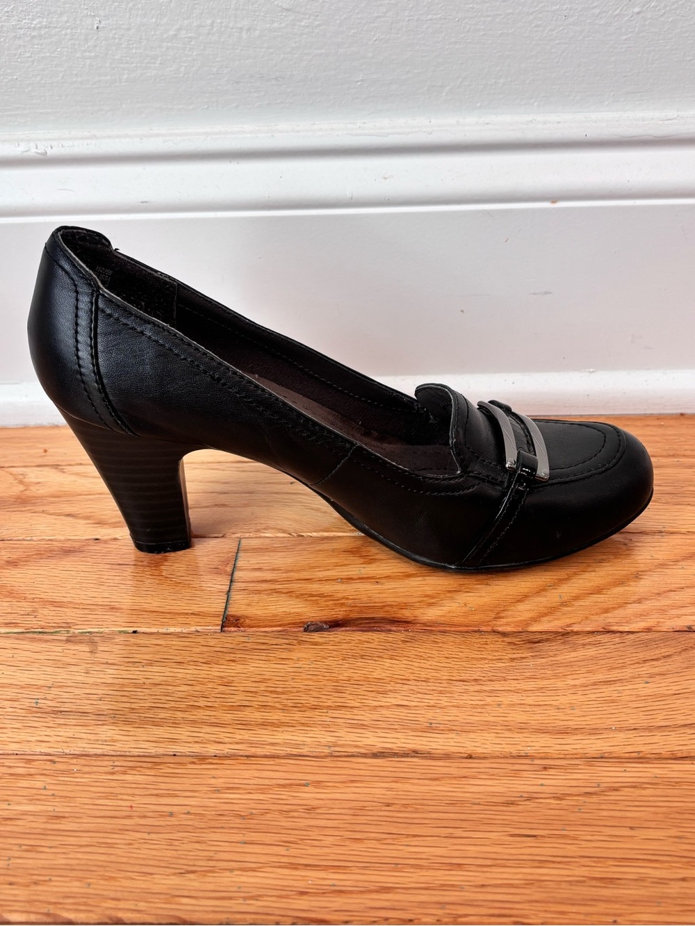 SoftShoe by Medicus Melissa Black Comfort Heels Pumps Women’s 7M Silver Accent - Picture 6 of 13